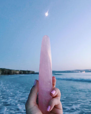 Scrying with Rose Quartz